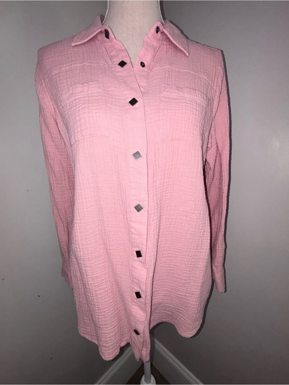 Soft Surroundings dusty pink cotton gauze long sleeve button front shirt Medium